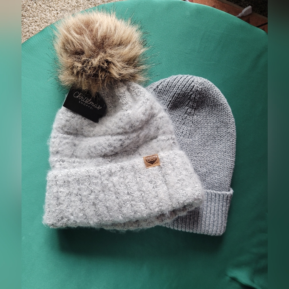 Grey winter hat bundle-2 - Picture 5 of 5